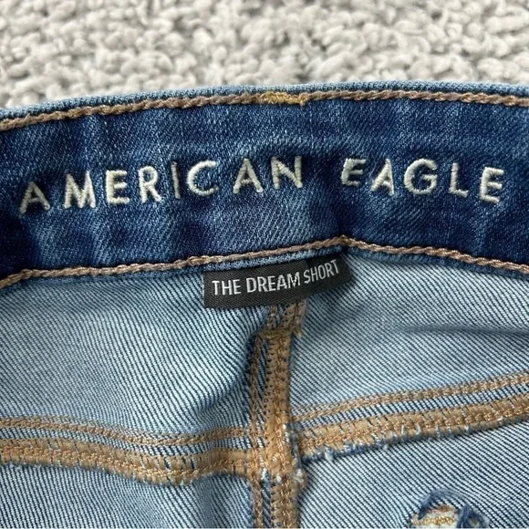 American Eagle Shorts Midi The Dream Short Raw Hem Denim Cut Offs Cuffed Concert - Picture 2 of 5